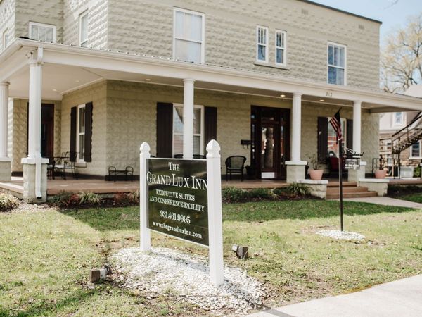212 E Lincoln St , Tullahoma, TN 37388