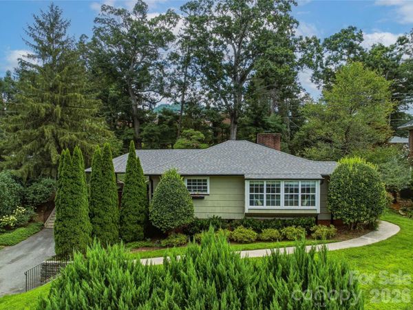 29 Westall Avenue, Asheville, NC 28804