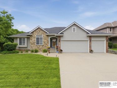 16313 Josephine Street, Omaha, NE 68136