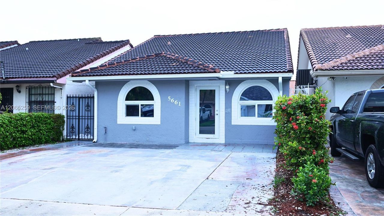 5661 W 21st Ave, Unit 5661, Hialeah, FL 33016 Photo