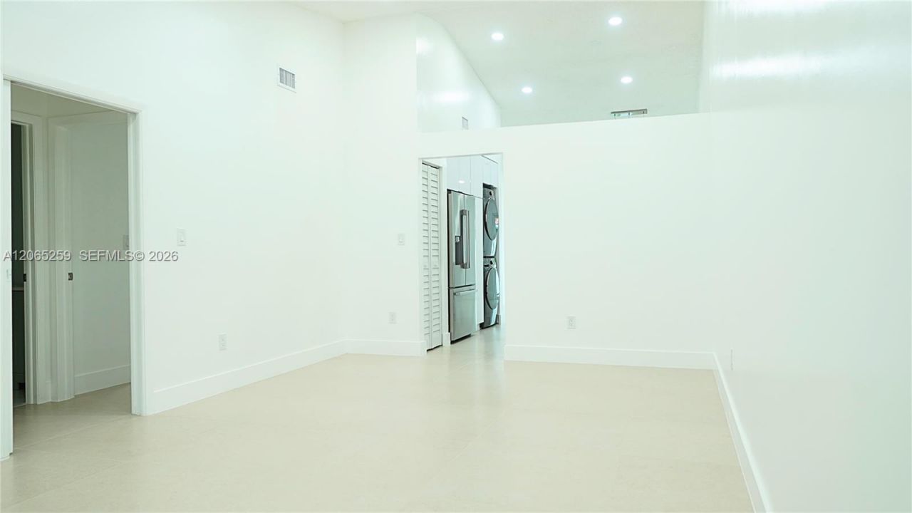5661 W 21st Ave, Unit 5661, Hialeah, FL 33016 Photo