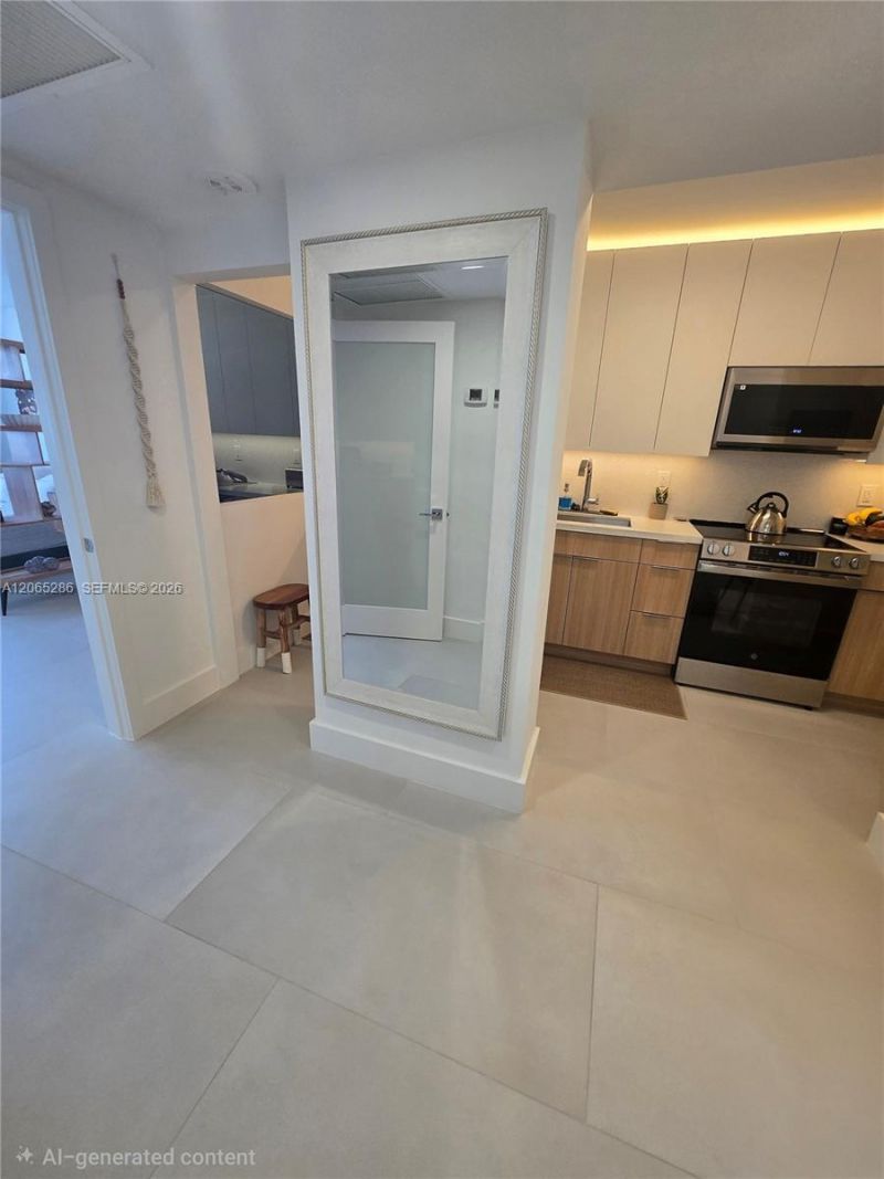 100 Lincoln Rd, Unit 931, Miami Beach, FL 33139 Photo