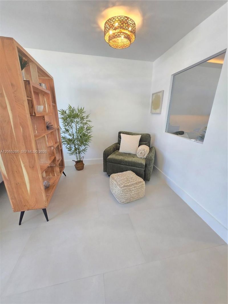 100 Lincoln Rd, Unit 931, Miami Beach, FL 33139 Photo