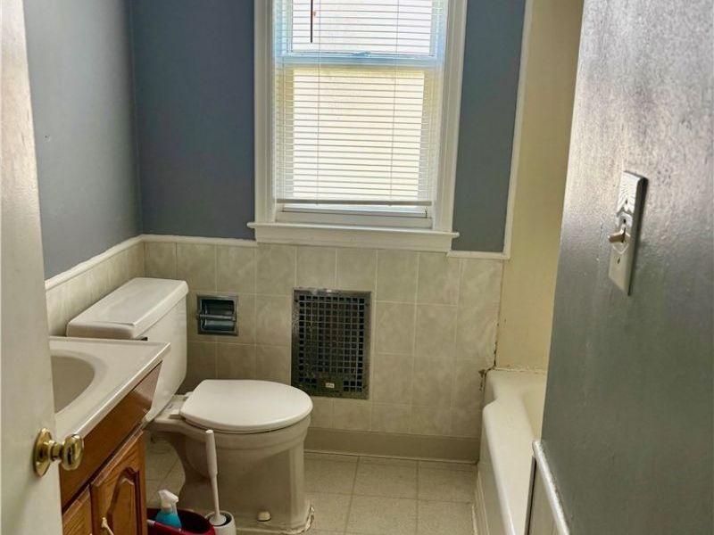 26930 Oriole Avenue, Euclid, OH 44132 Photo 8