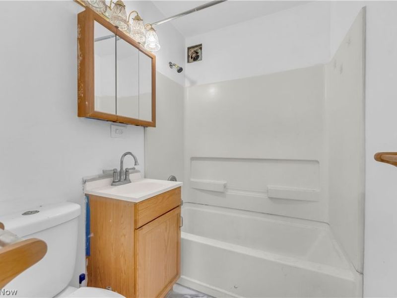 4758 E 88th Street, Garfield Heights, OH 44125 Photo 18