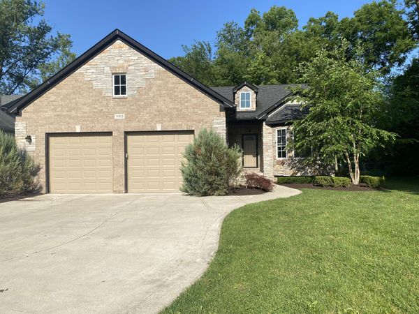 9915 Wayne Road, Livonia, MI 48150