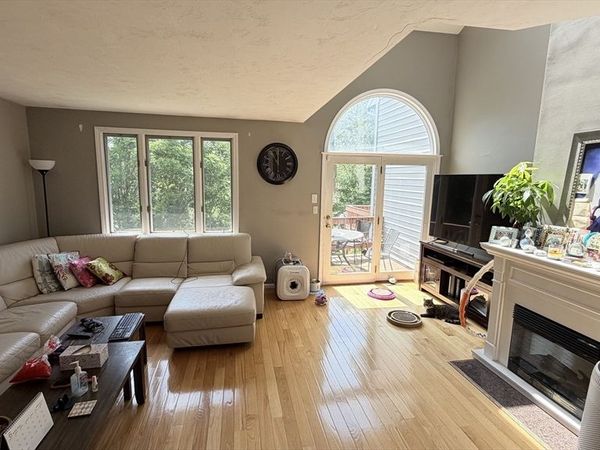 308 Erin Rd, Unit 308, Stoughton, MA 02072