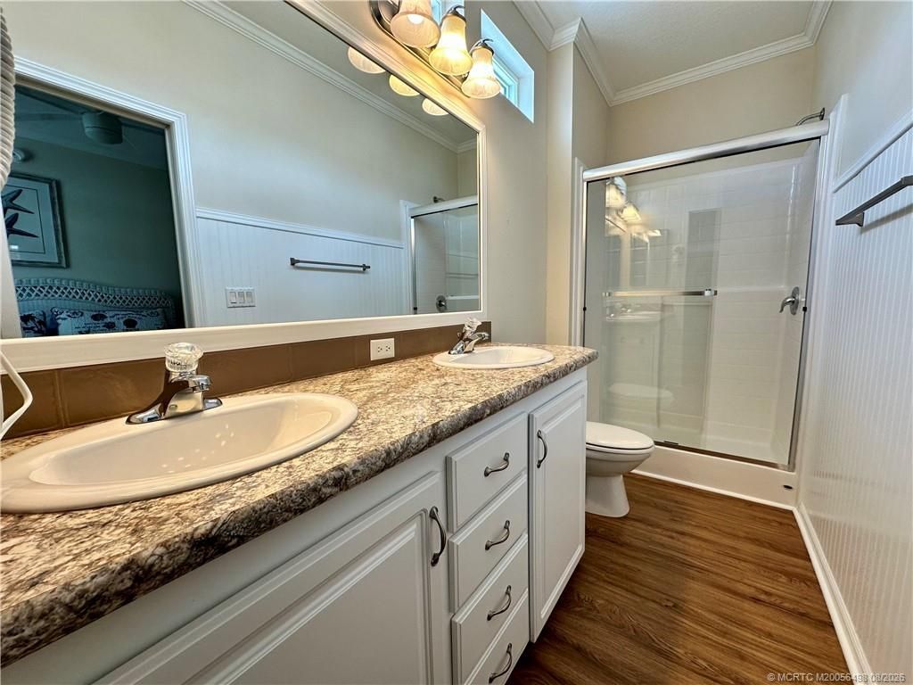 437 NE Intercoastal Drive, Jensen Beach, FL 34957 Photo