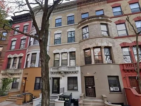 286 W 137th Street , New York (Manhattan), NY 10030