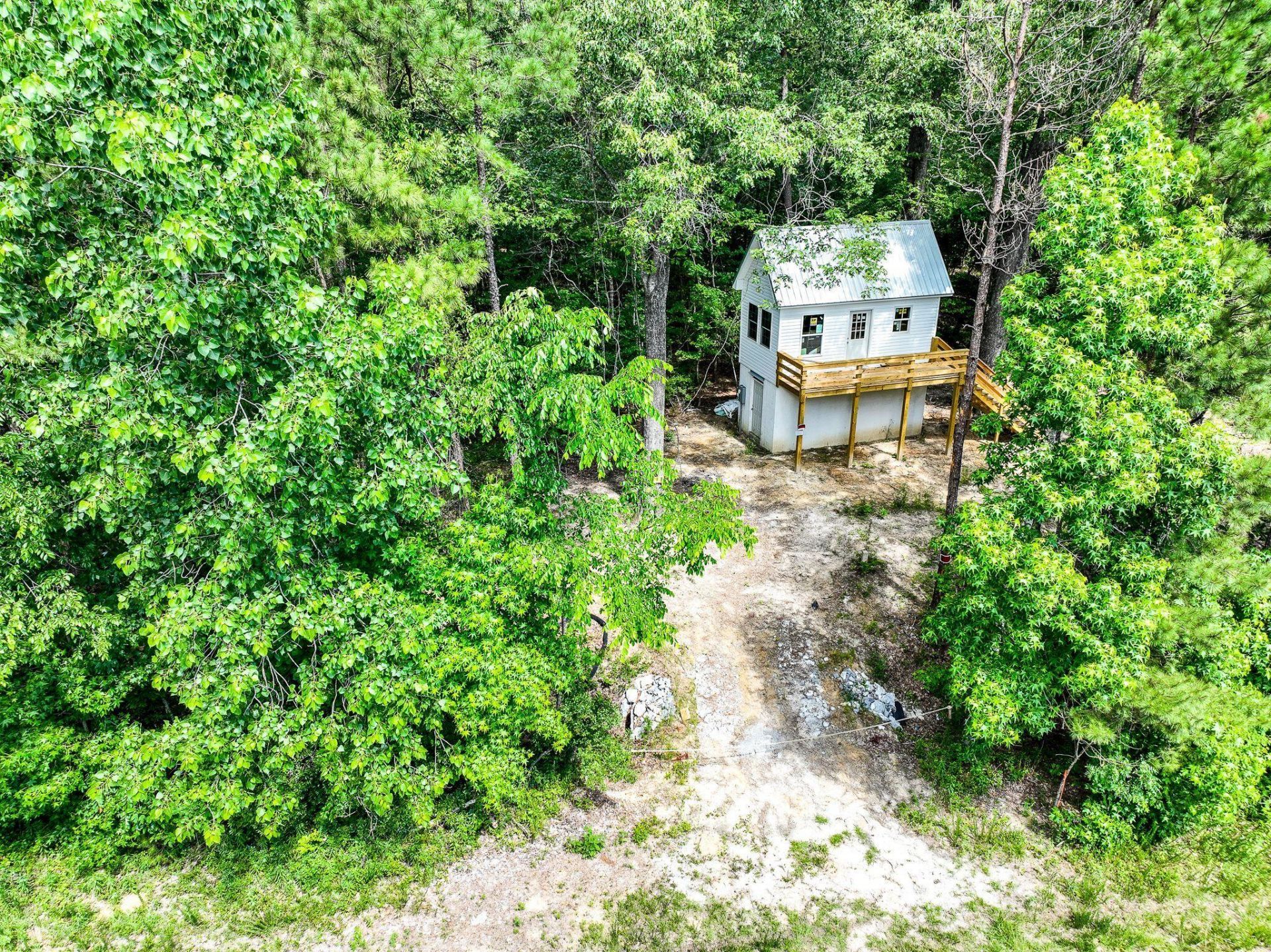 7889 Highway 41 Photo 23