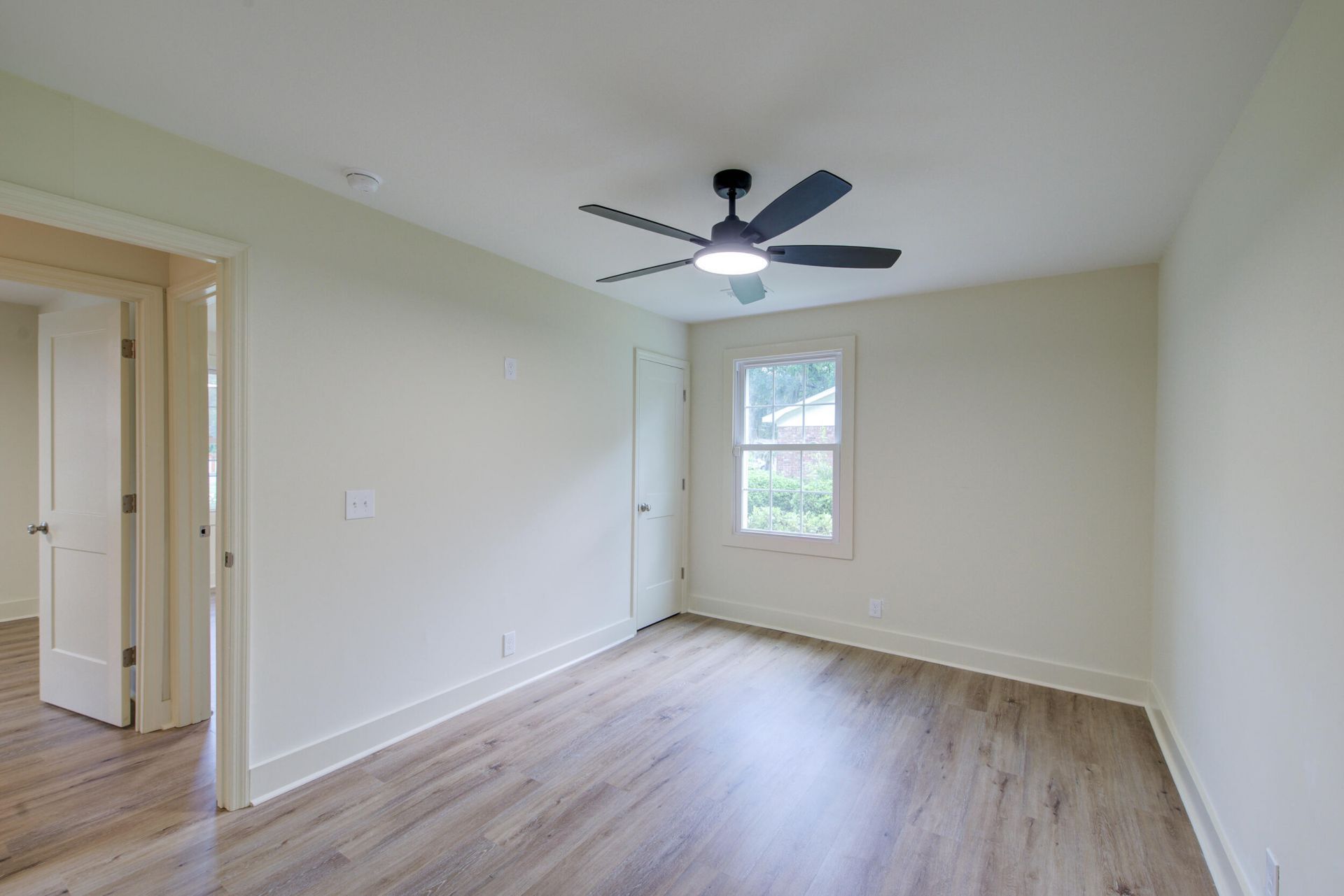 1846 Hazelwood Drive Photo 23