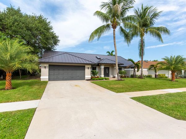 1741 Grantham Drive, Wellington, FL 33414