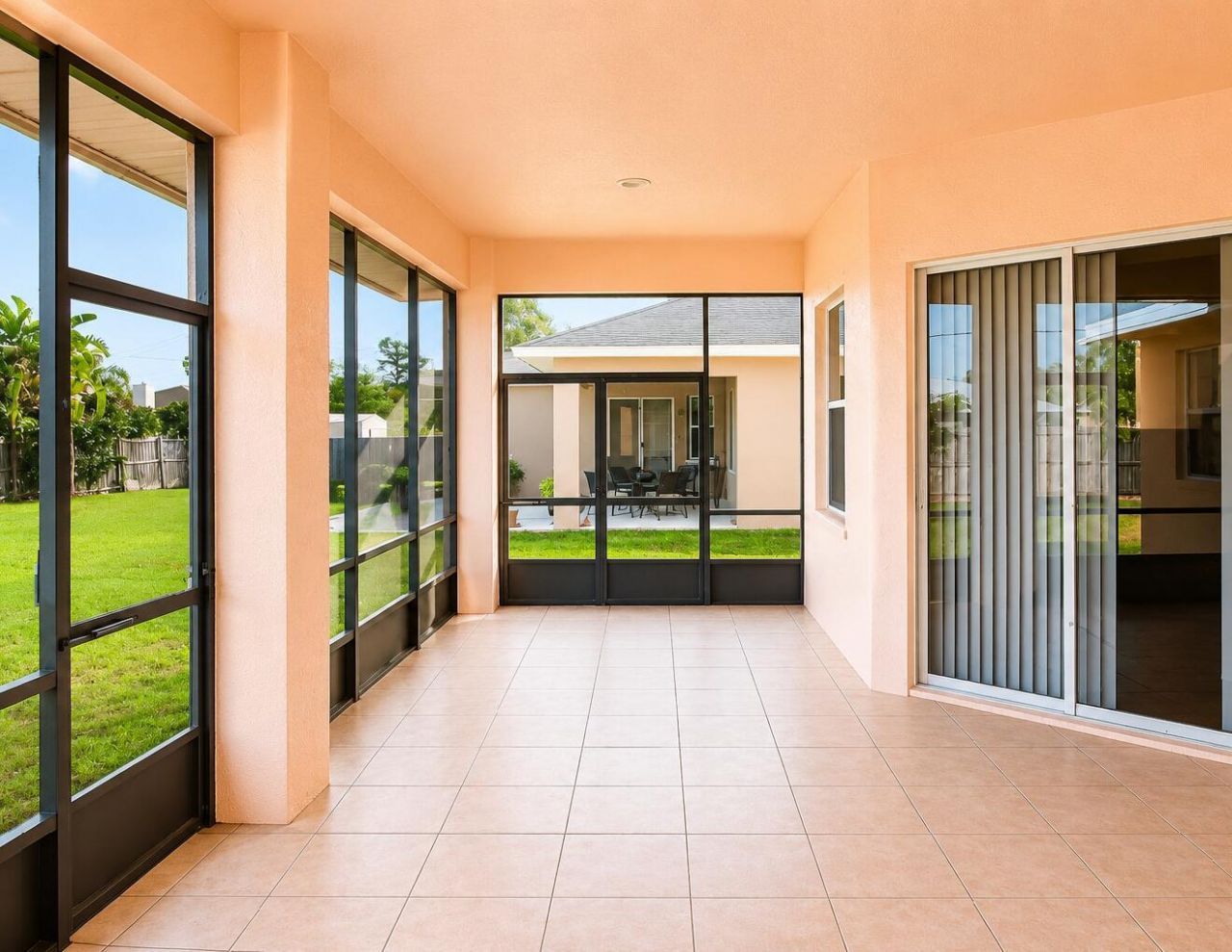 787 SE Evergreen Terrace, Port Saint Lucie, FL 34983 Photo