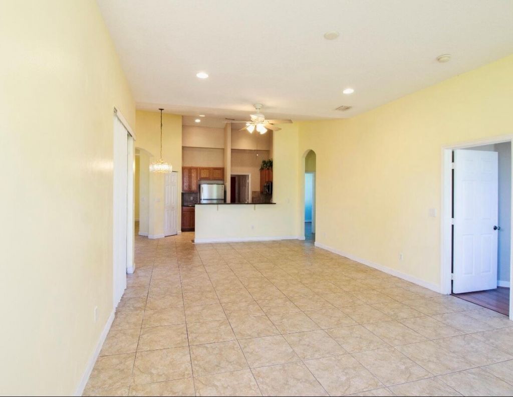 787 SE Evergreen Terrace, Port Saint Lucie, FL 34983 Photo