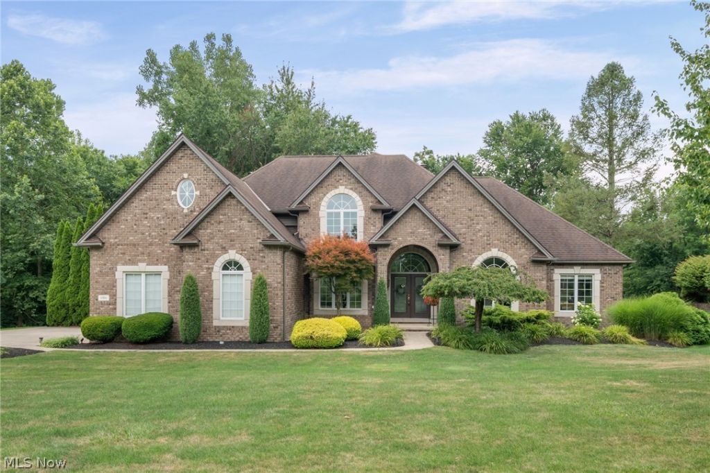 11911 Nottingham Pkwy, North Royalton, OH 44133 Main Photo