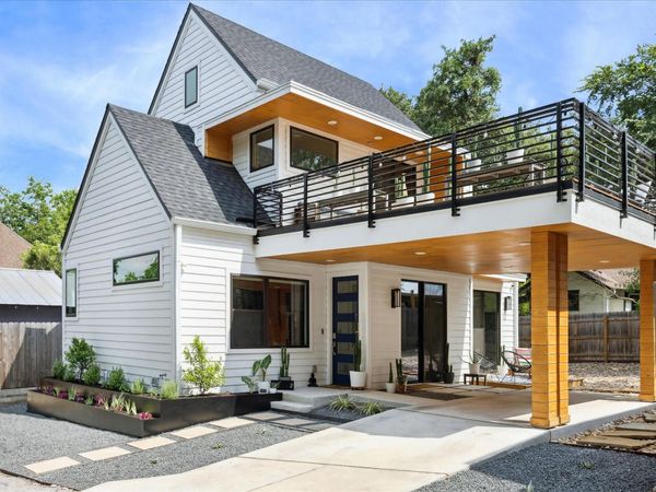909 W Annie ST, Unit 2, Austin, TX 78704