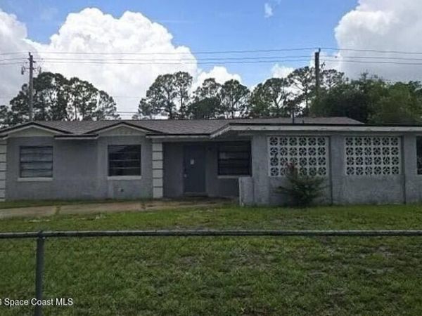 1062 N Libby Court , Daytona Beach, FL 32117