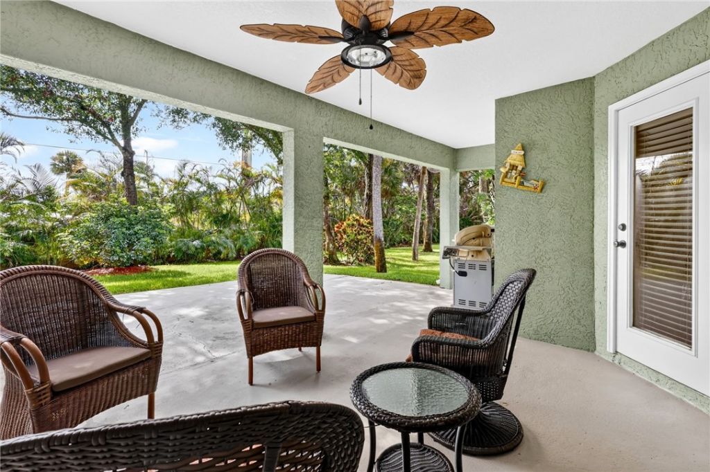 3913 58th Circle, Vero Beach, FL 32966 Photo