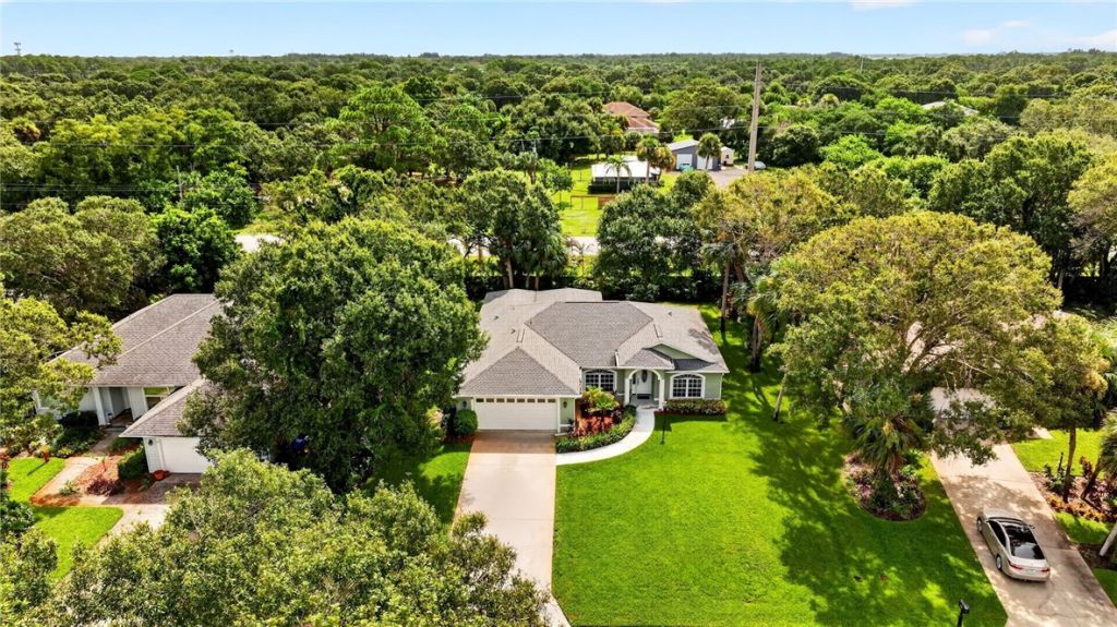 3913 58th Circle, Vero Beach, FL 32966 Photo