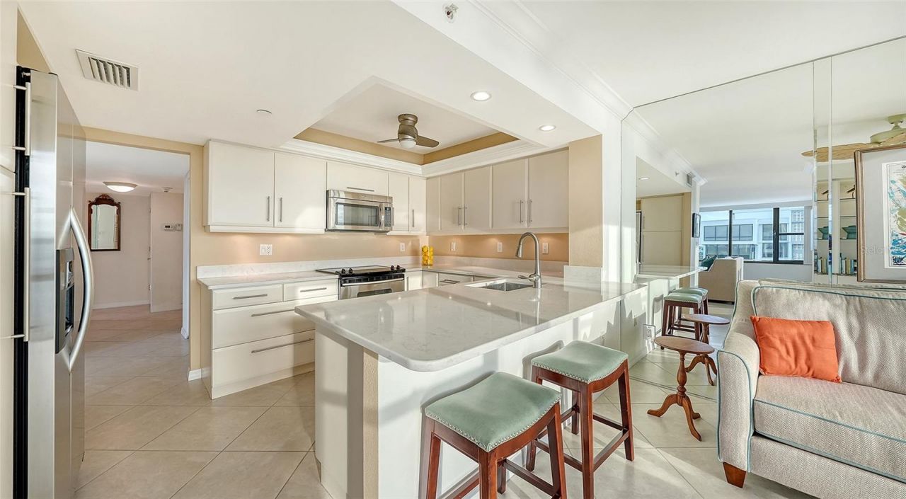 770 S Palm Avenue, Unit 904, Sarasota, FL 34236 Photo