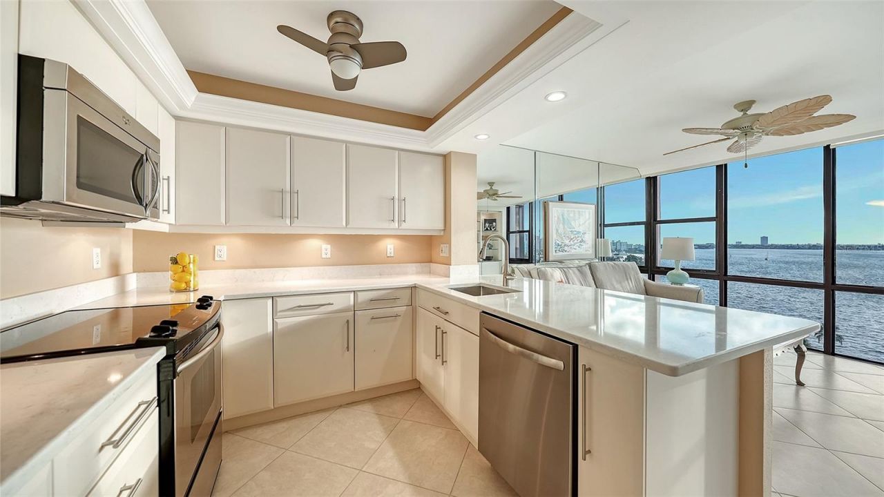 770 S Palm Avenue, Unit 904, Sarasota, FL 34236 Photo