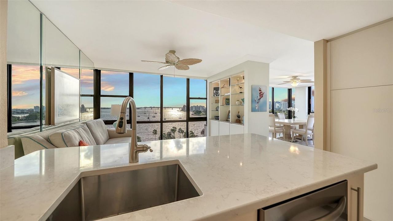 770 S Palm Avenue, Unit 904, Sarasota, FL 34236 Photo