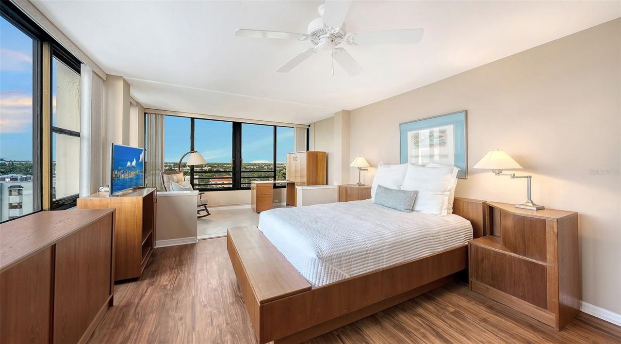 770 S Palm Avenue, Unit 904, Sarasota, FL 34236 Photo