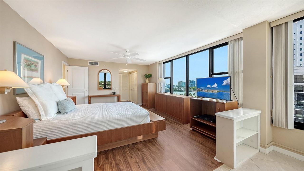 770 S Palm Avenue, Unit 904, Sarasota, FL 34236 Photo