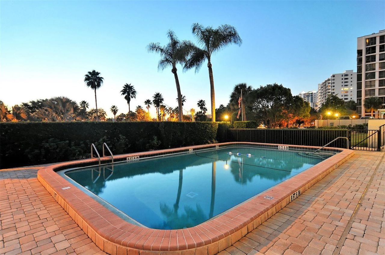 770 S Palm Avenue, Unit 904, Sarasota, FL 34236 Photo