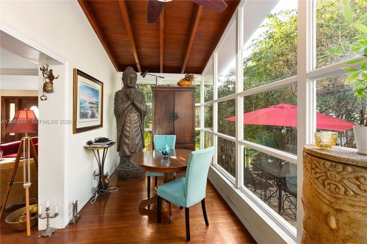 6315 Maynada St, Coral Gables, FL 33146 Photo