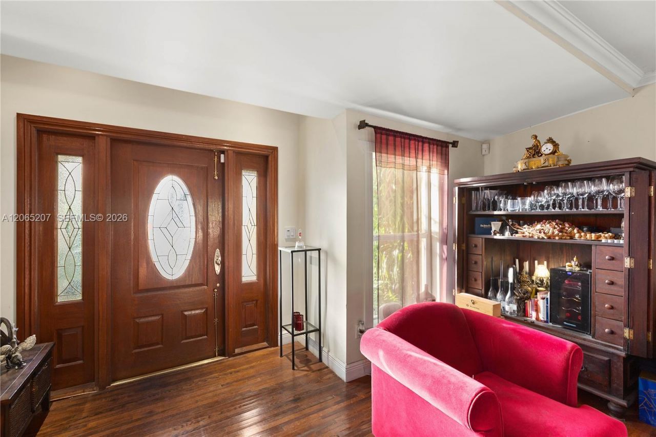 6315 Maynada St, Coral Gables, FL 33146 Photo