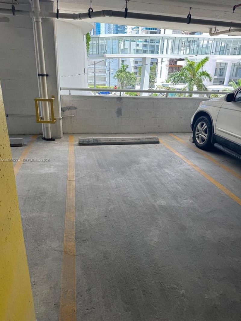 601 NE 23rd St, Unit PH04, Miami, FL 33137 Photo