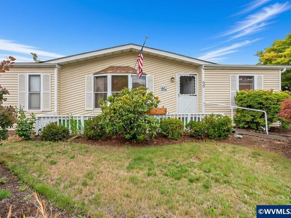 450 SE Lacreole (#50) Dr, Dallas, OR 97338