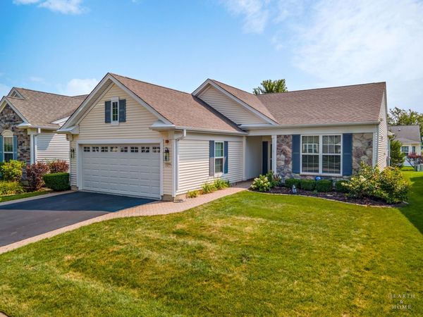 13244 Oakwood Avenue , Huntley, IL 60142