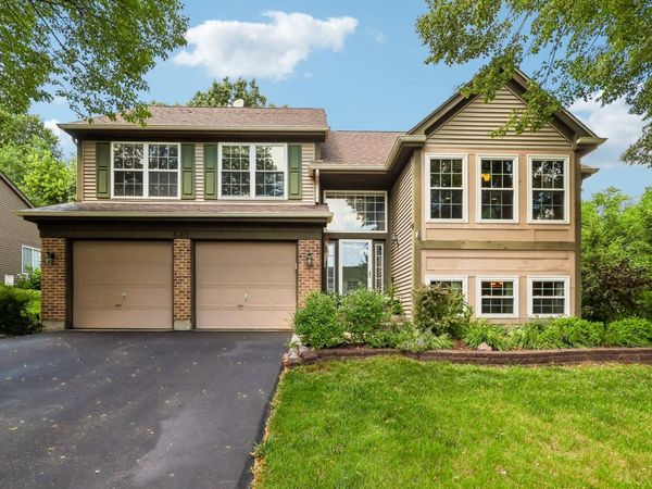 442 Harbor Drive , Carpentersville, IL 60110
