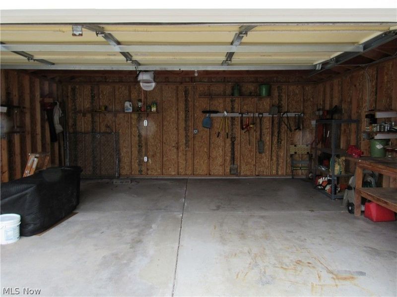 6176 Sylvia Drive, Brook Park, OH 44142 Photo 23