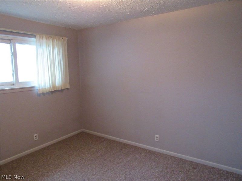 6176 Sylvia Drive, Brook Park, OH 44142 Photo 6