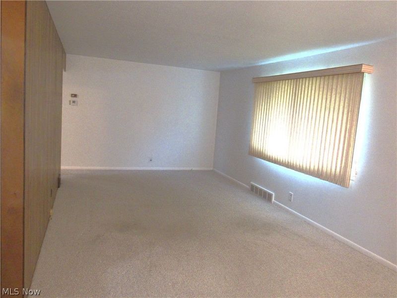 6176 Sylvia Drive, Brook Park, OH 44142 Photo 9