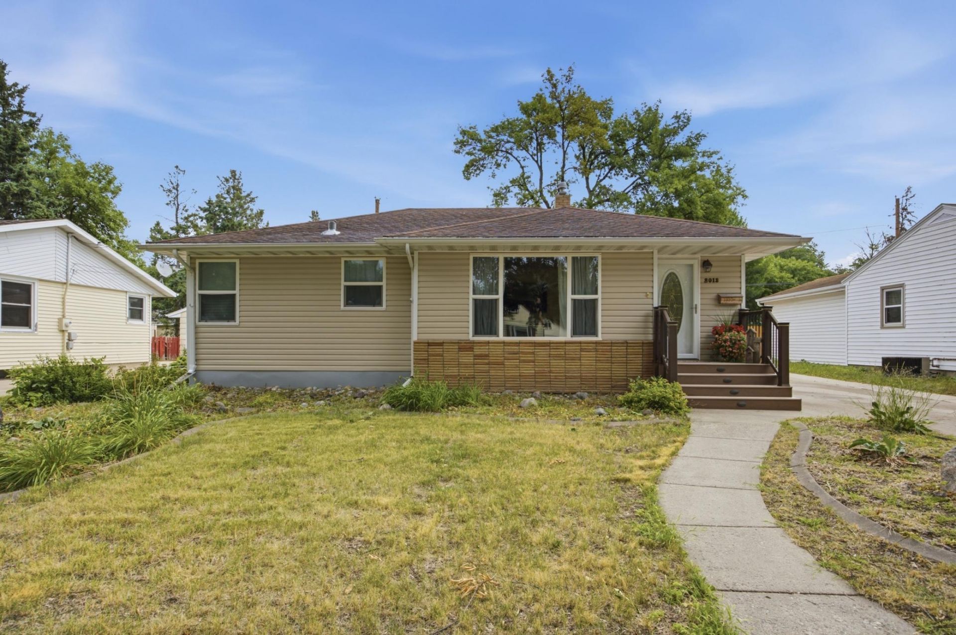 2013 7th Street N primary photo