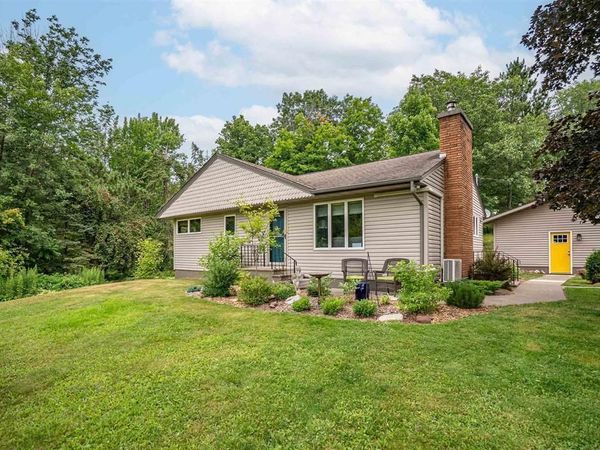 1295 Gault Road, Wrenshall, MN 55797