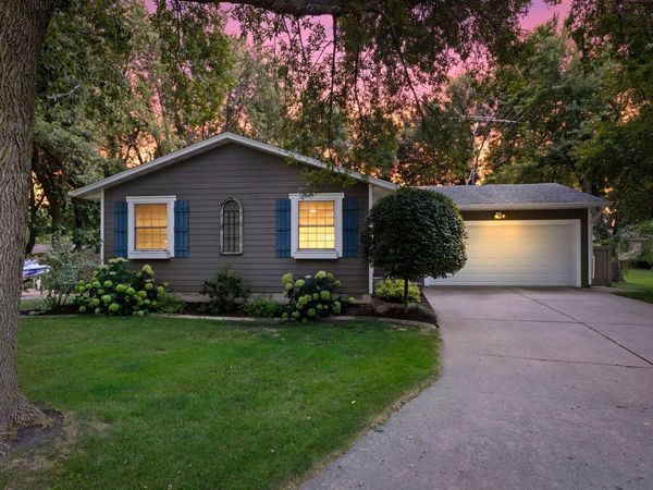824 Craig Avenue SW, Hutchinson, MN 55350