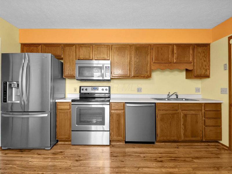 851 Circle Drive , Unit 32, London, OH 43140 Photo 14