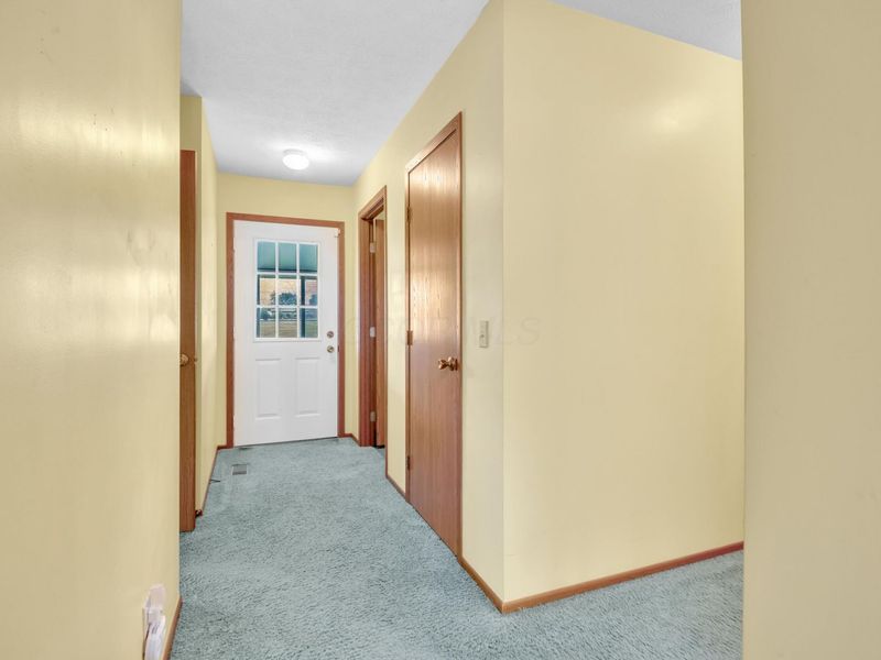851 Circle Drive , Unit 32, London, OH 43140 Photo 17