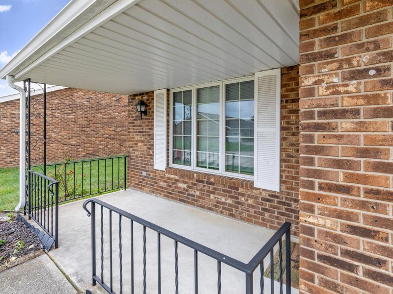 851 Circle Drive , Unit 32, London, OH 43140 Photo 5