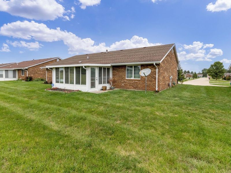 851 Circle Drive , Unit 32, London, OH 43140 Photo 6