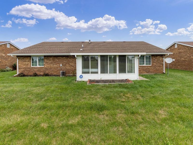 851 Circle Drive , Unit 32, London, OH 43140 Photo 7