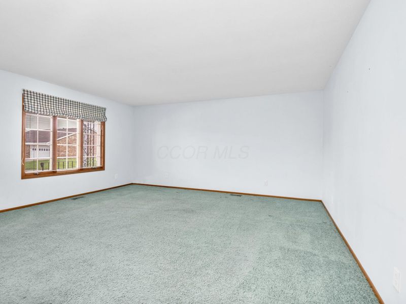 851 Circle Drive , Unit 32, London, OH 43140 Photo 9