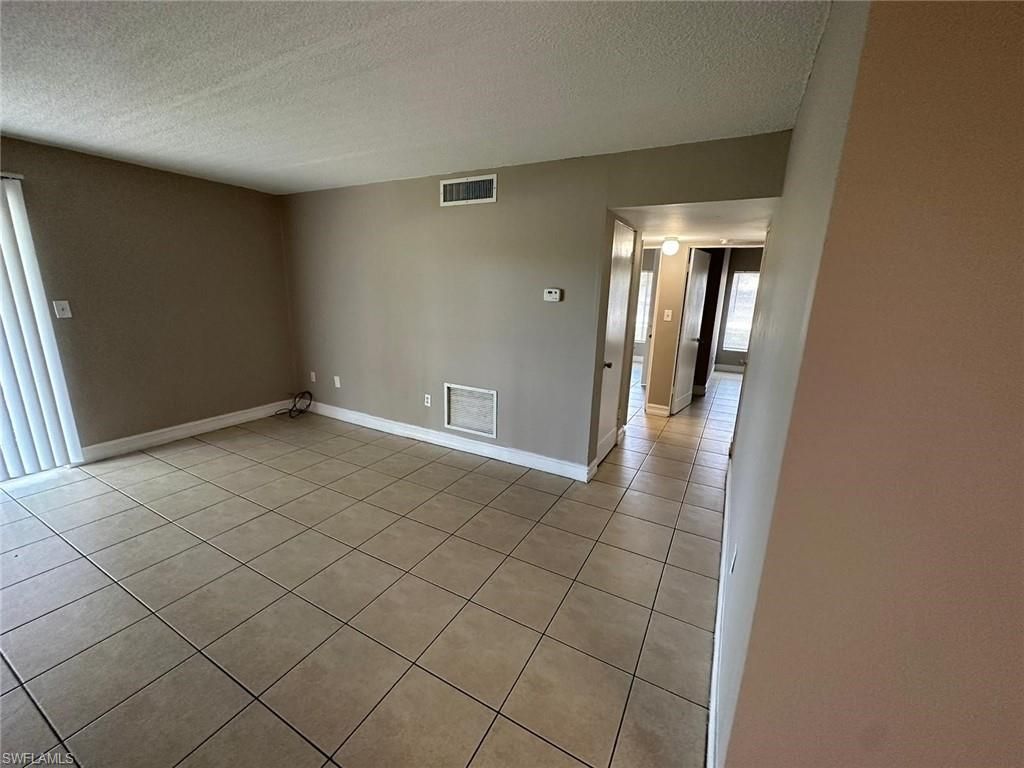 1830 Maravilla Ave, Unit 303, Fort Myers, FL 33901 Photo