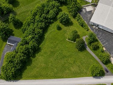 818 Barnes Mill Road, Richmond, KY 40475