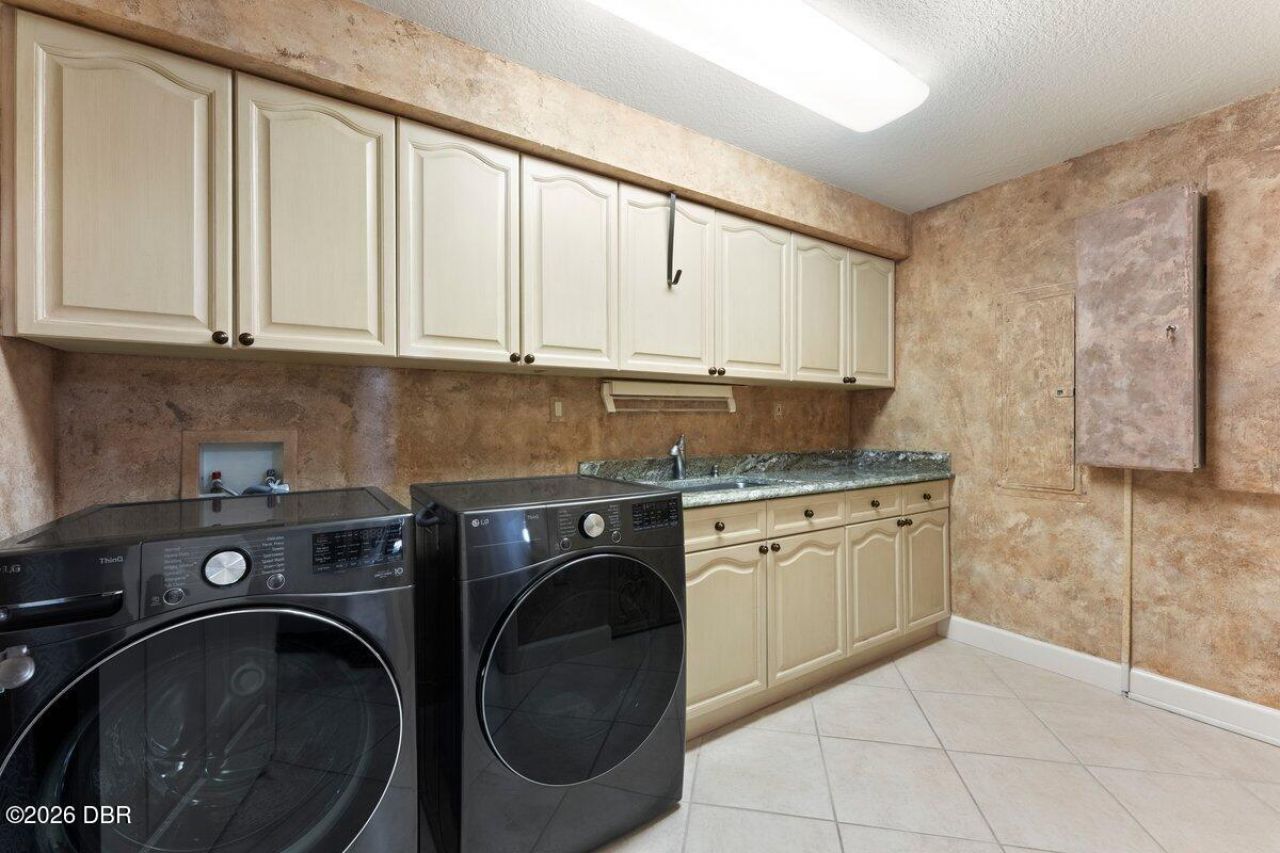 2300 N Atlantic Avenue, Unit 1702, Daytona Beach, FL 32118 Photo